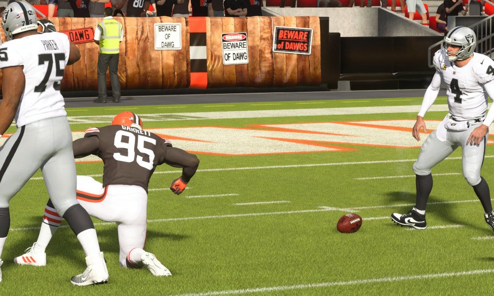 15 Best Games like Madden NFL 21 Mobile for Android, iOS, and PC