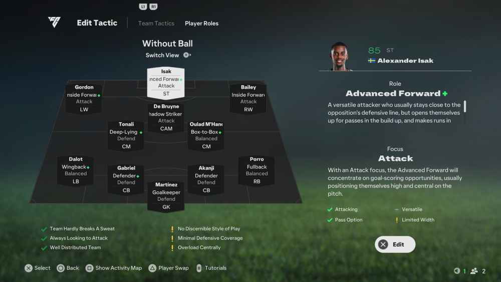 Roles in the tactics menu in EA FC 25.